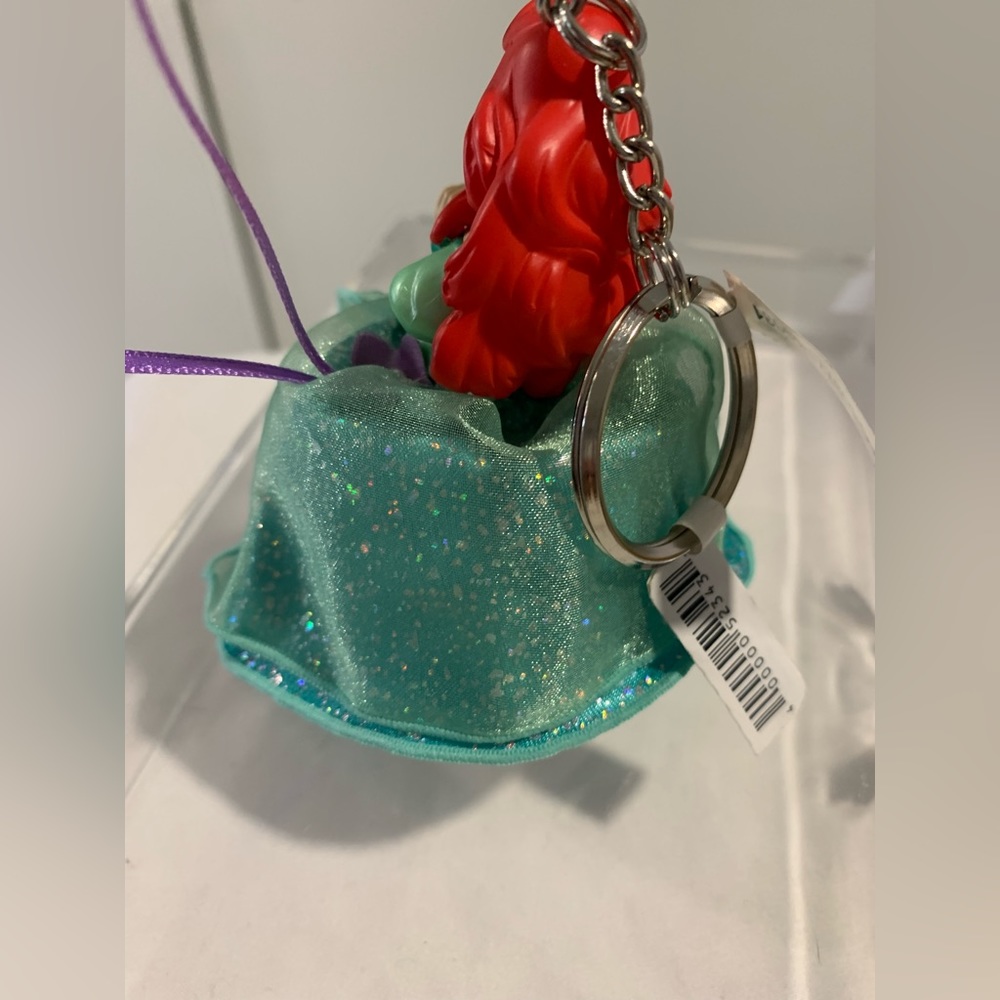 Disney Princesses Keychains original/new (price for one) - Picture 6 of 14